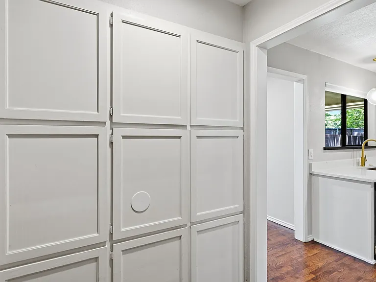 306 Dove Creek Trl — Photo 7