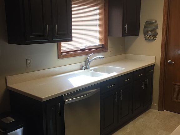 2nd image of 3016 Stephanos Dr