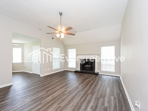 2nd image of 312 Red Barn Ct