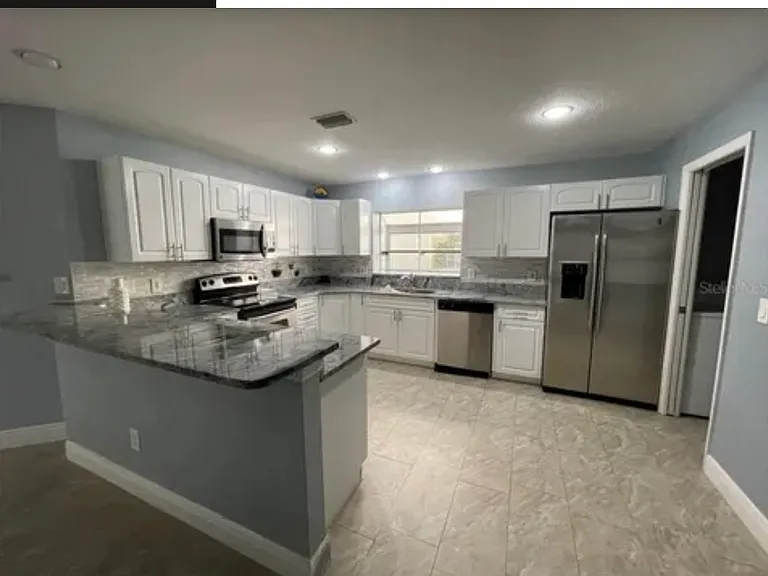 6544 Gentle Ben Cir — Photo 2