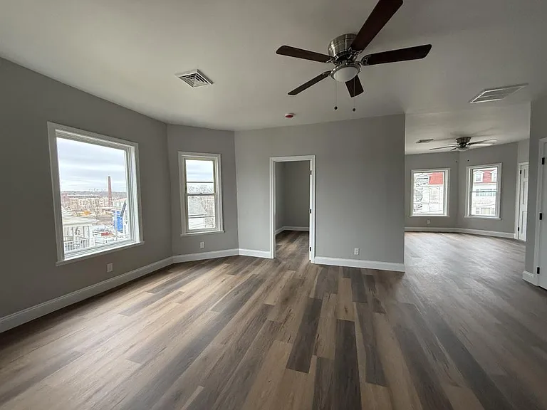 21 Jones St — Photo 4