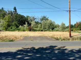 4432 S Pacific Hwy, Phoenix, OR 97535
