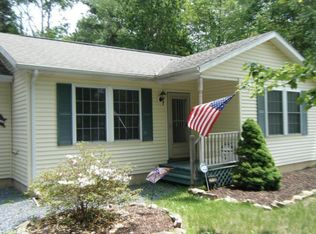 2526 McCormack Ln, Kunkletown, PA 18058