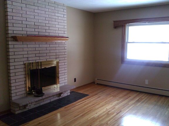 2nd image of 1247 Cedarwood Pl