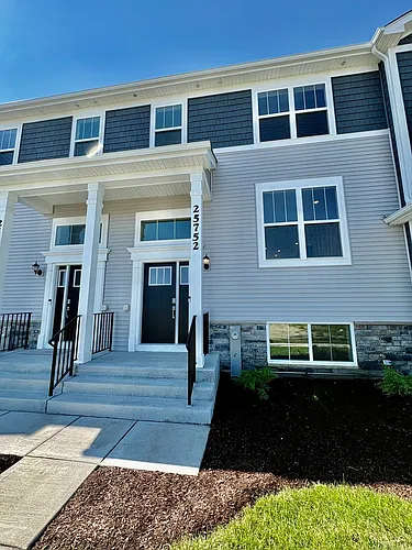 25752 W Yorkshire Dr Photo 1 25752 W Yorkshire Dr Photo 1