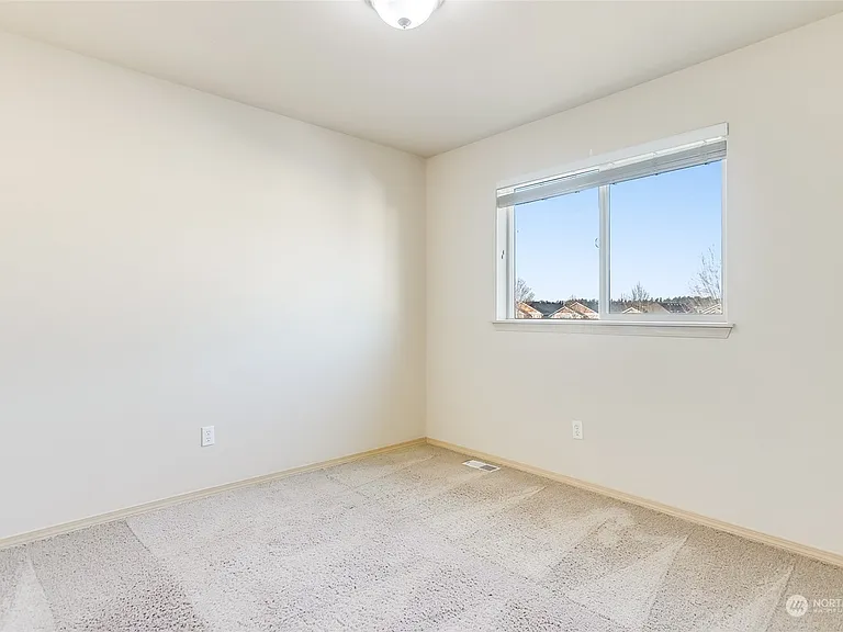 18240 97th Avenue Ct E — Photo 15