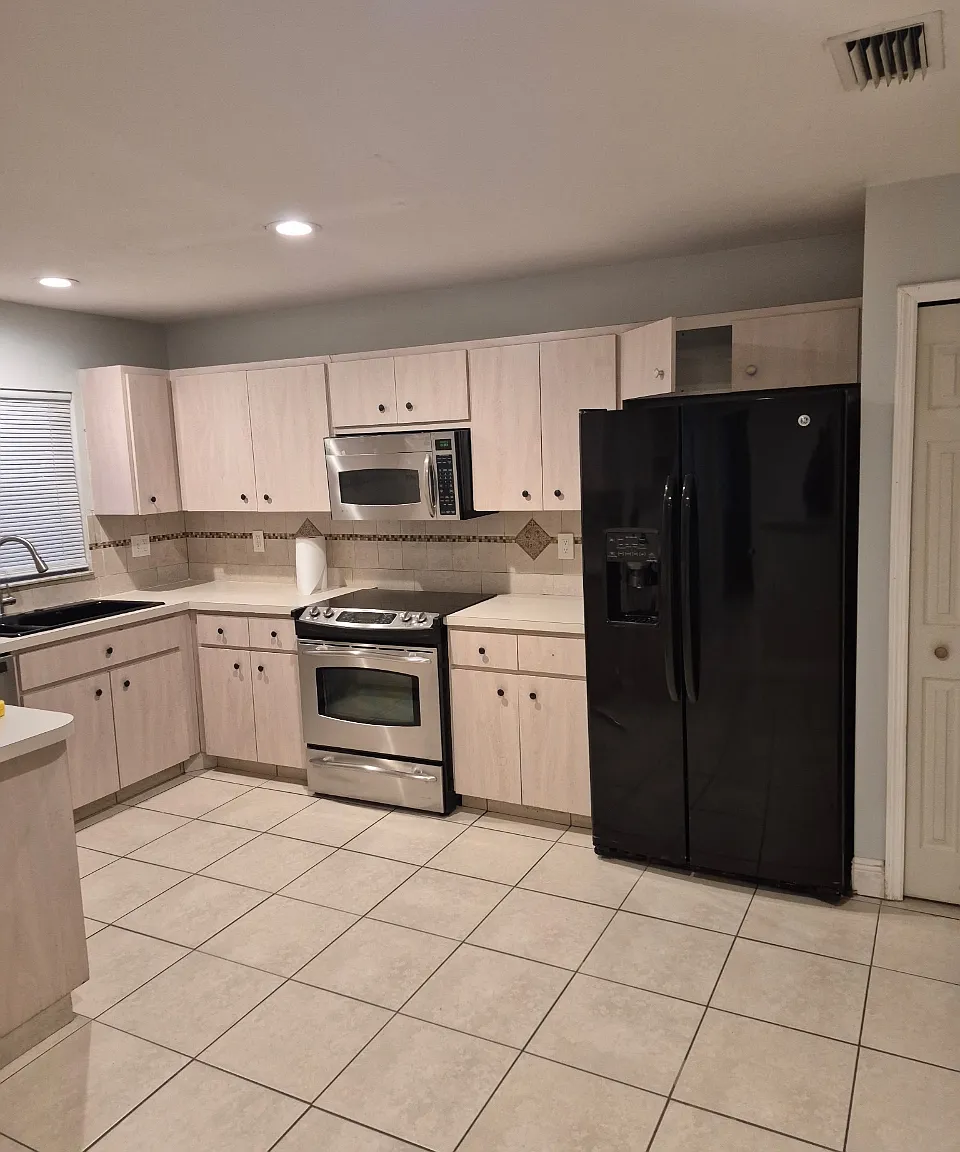 6150 Florida Ave — Photo 3