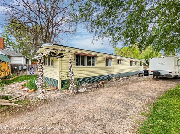 264 9th St, Meeker, CO 81641