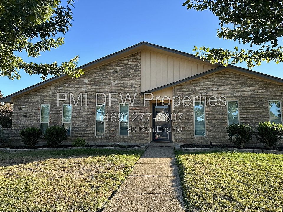 1st image of 2120 Blossom Ln