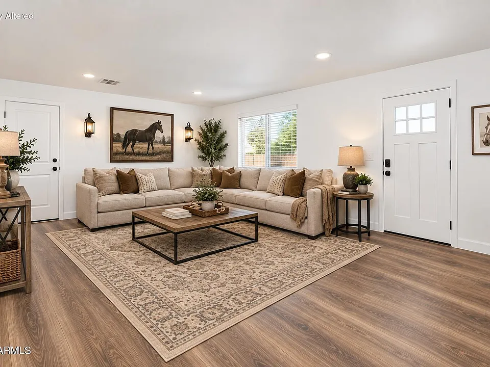 119 S 84th Way #1