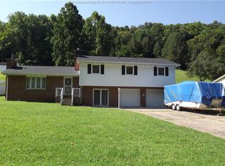3930 Indian Creek Rd, Elkview, WV 25071