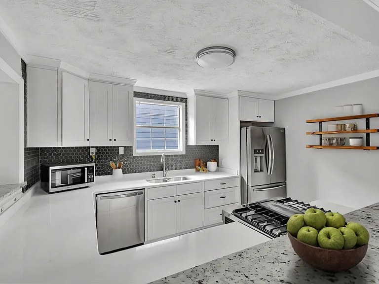 509 W Bell Ave — Photo 10