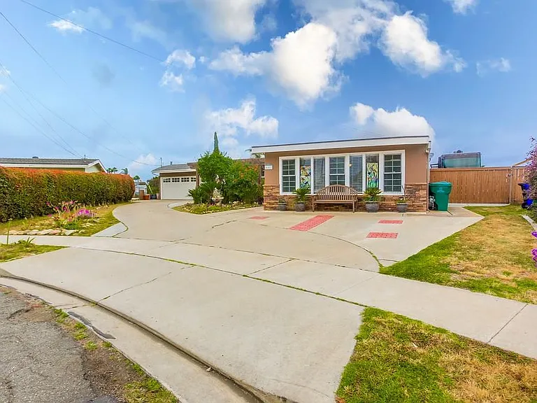 4402 Mount Lindsey Ave — Photo 10