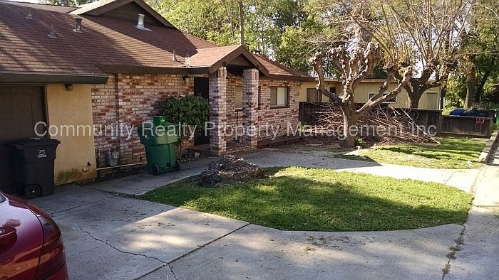 1st image of 675 Overhill Dr
