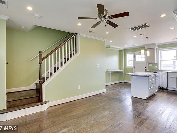 5th image of 4208 Hildreth St SE