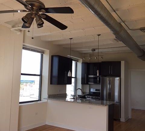 2nd image of 1791 W Howard St Unit 603