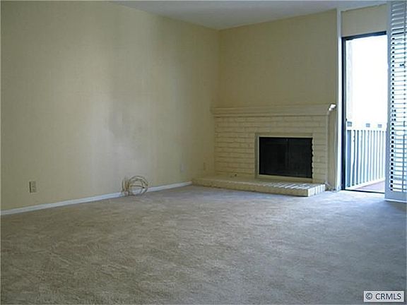 4th image of 204 Mayfair Ln