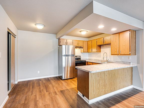 2nd image of 335-339 407 Southtowne Dr #R209