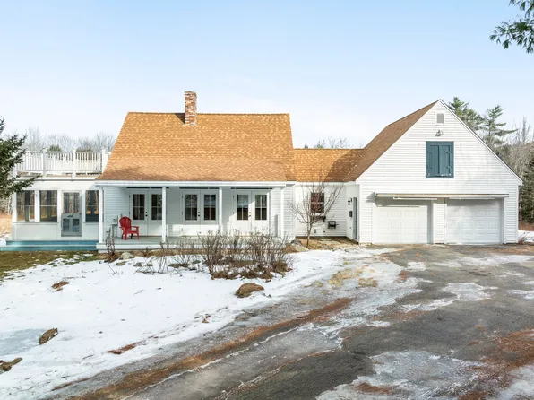 101 Morang Cove Road, Nobleboro, ME 04555