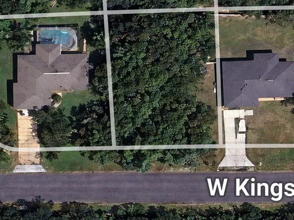 1037 W Kingsway Pl #11, Dunnellon, FL 34434