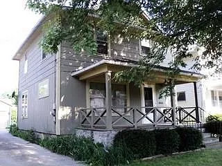 229 Hane Ave photo 1