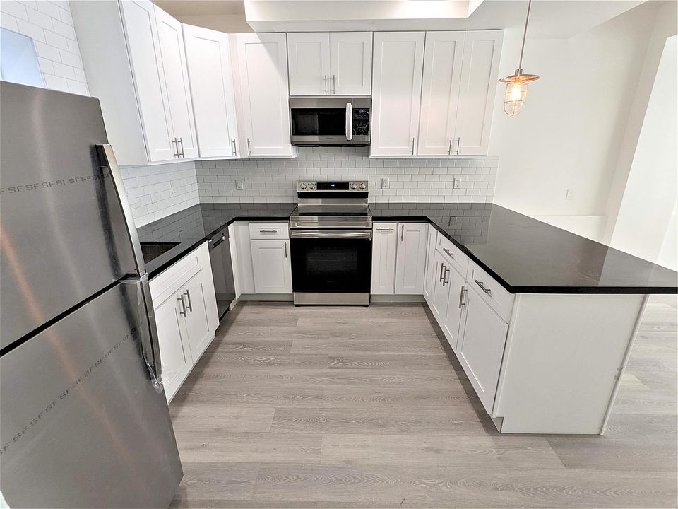 1st image of 211 Cornwall St #B