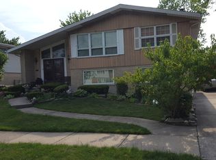 19492 Brenden Ln, Oak Forest, IL