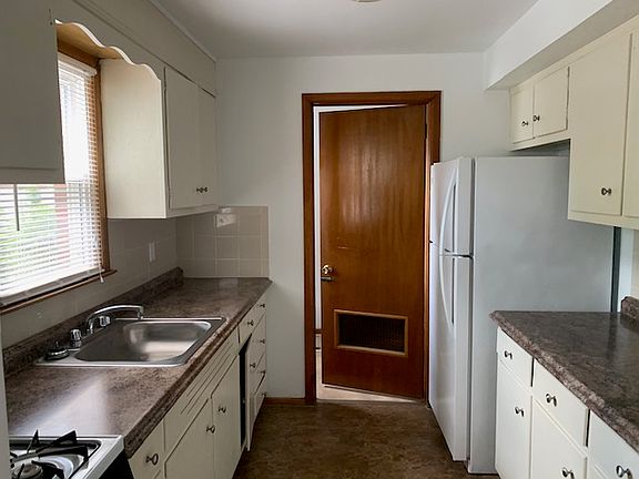 4th image of 1385 Nottingham Way APT 6