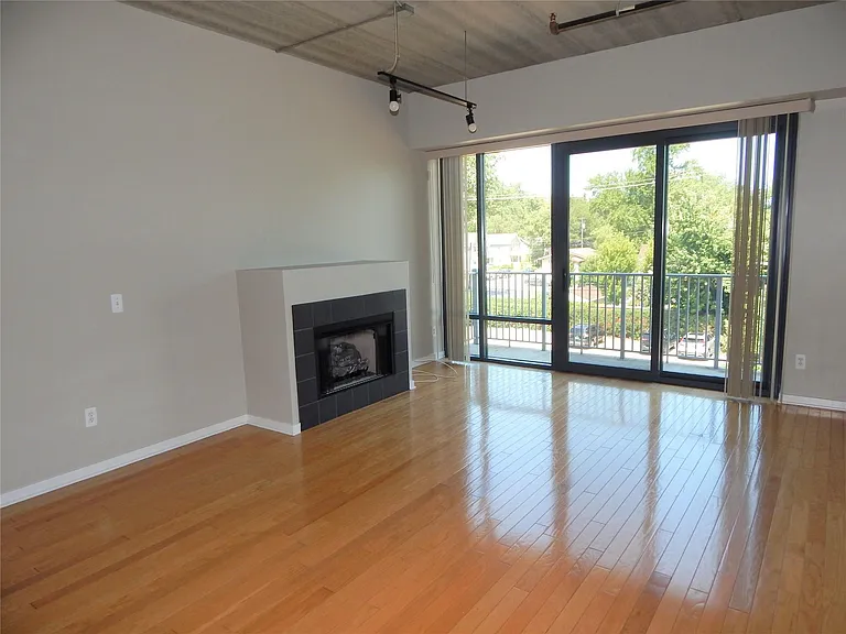 101 Curry Ave #306 — Photo 22