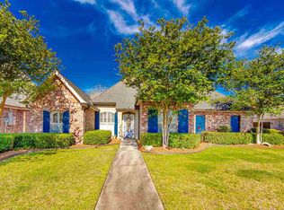 155 Autumn Dr, Houma, LA 70360