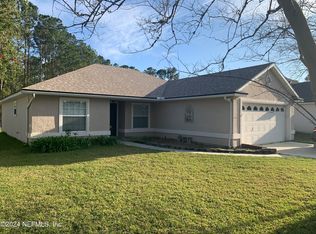 1662 Northglen Cir, Middleburg, FL 32068
