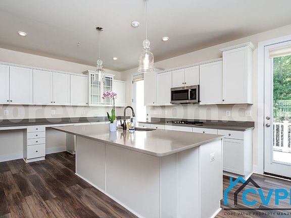 4th image of 2542 Buckthorn Dr