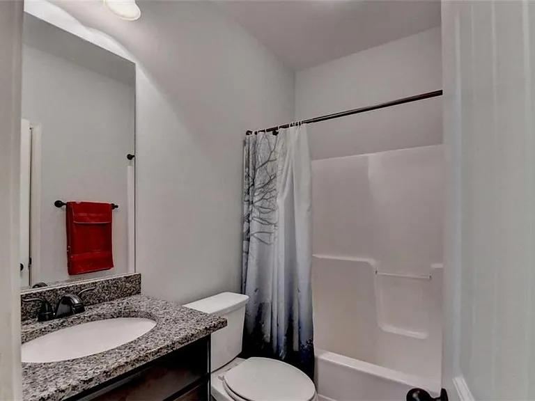 2130 Line Dr — Photo 14