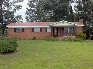 9384 Siler City Glendon Rd, Bear Creek, NC 27207