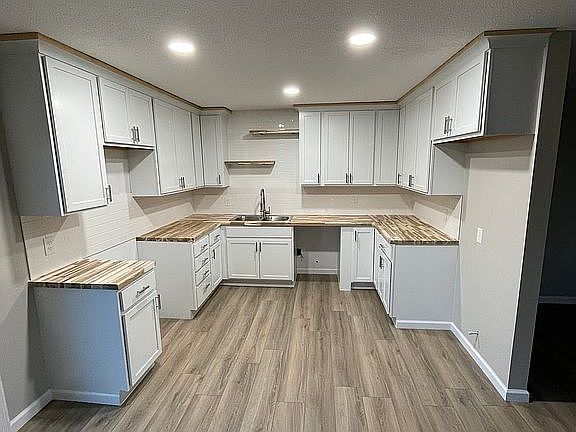 5th image of 516 N Cedar St