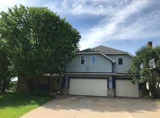 9171 Cambridge Rd, Woodbury, MN 55125