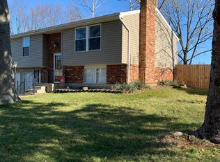 824 Southview Dr, Englewood, OH 45322