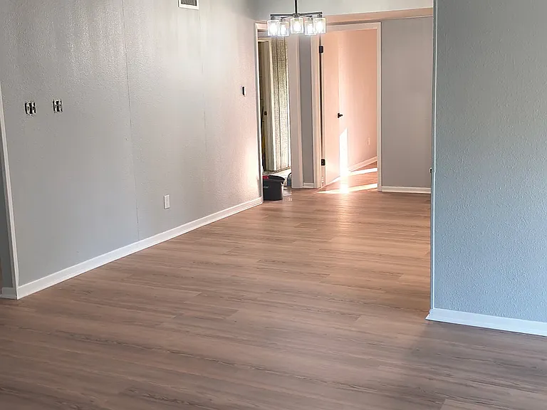 613 Rosewood Dr #B — Photo 6