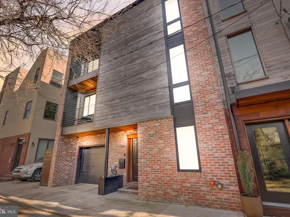 885 N Orkney St, Philadelphia, PA 19123