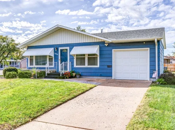 1924 Page Ave, Salina, KS 67401