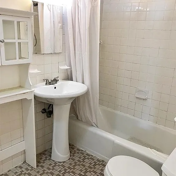 308 Belmont St #2 — Photo 13