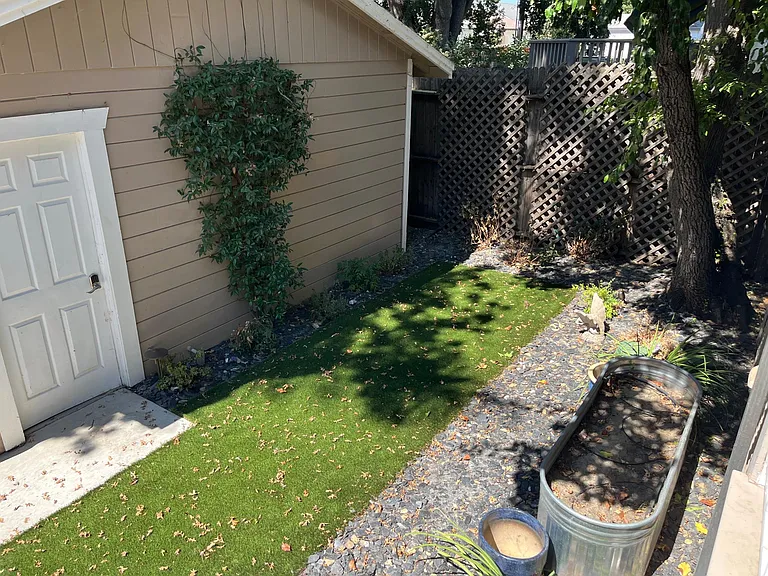 2324 Portola Way — Photo 27