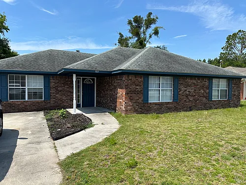 917 Summer Dr Photo 1