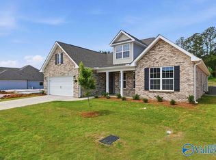 819 Ronnie Dr SE, Hartselle, AL 35640