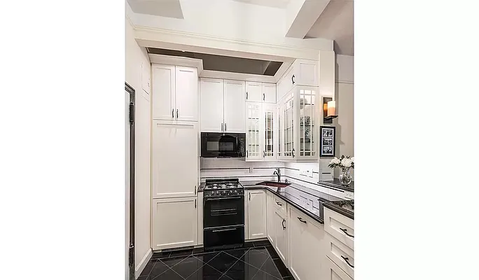 Rented by Highland Advisory | media 2