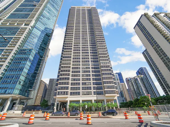 360 E Randolph St APT 2601, Chicago, IL 60601