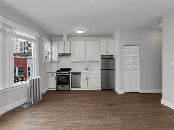 3rd image of 1126 Bush St #604