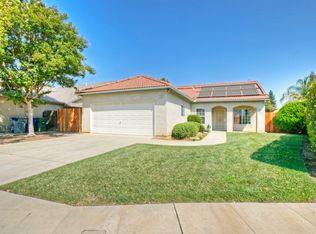 2765 Roberts Ave, Clovis, CA 93611