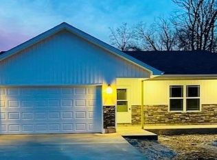 604 S Pearl Ave, Dixon, MO 65459