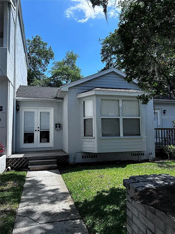 2 bed, 2.0 bath, 1300 sqft, $3,400 — Photo 2